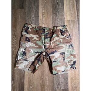 Military Cargo Shorts Mens 44 Camo Paint Splatter Distressed Raw Hem Ripstop